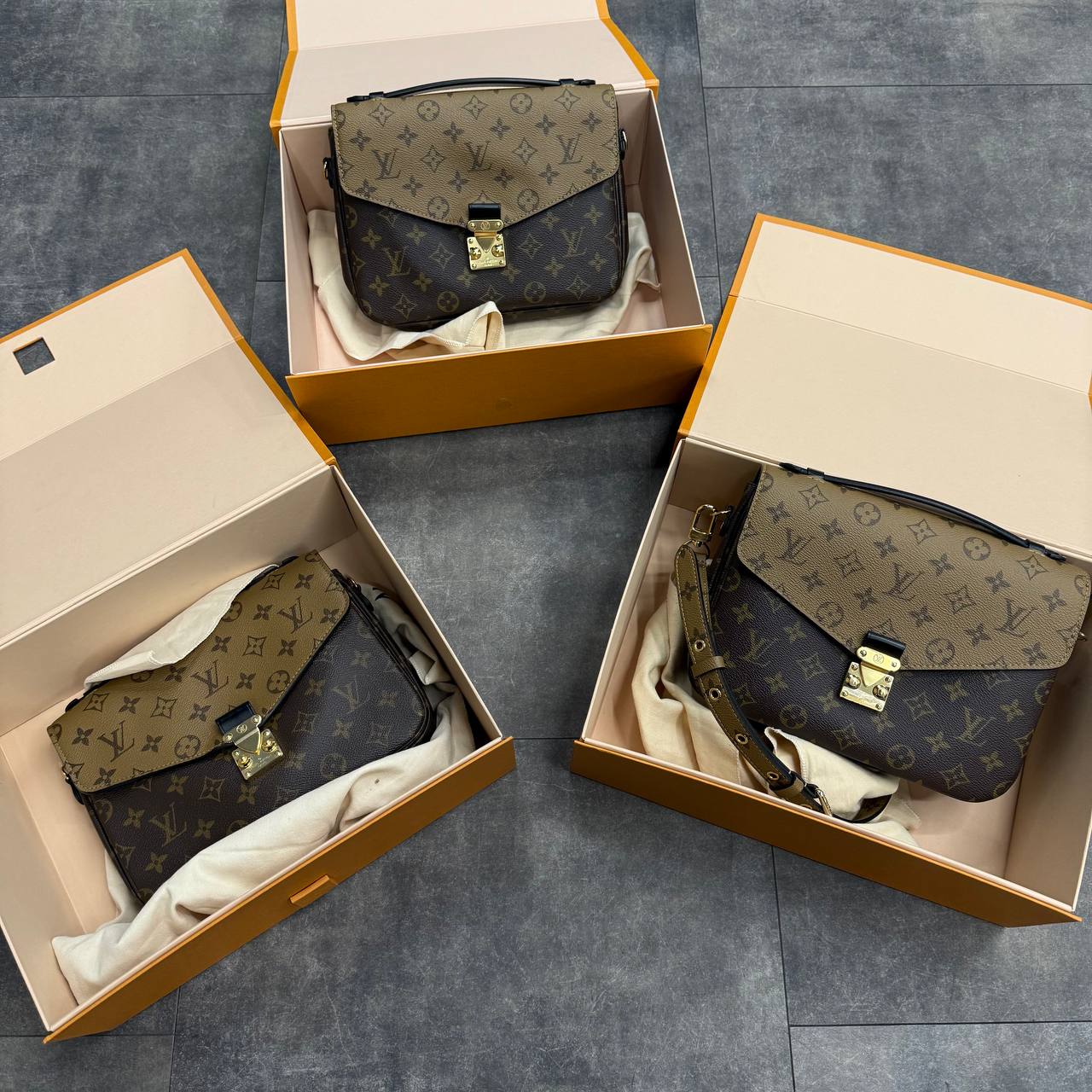 Louis Vuitton Pochette Métis